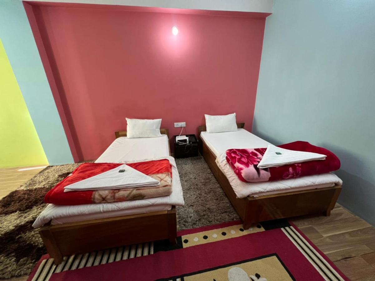 Hotel Tashi Ga Tsel Tawang Eksteriør bilde